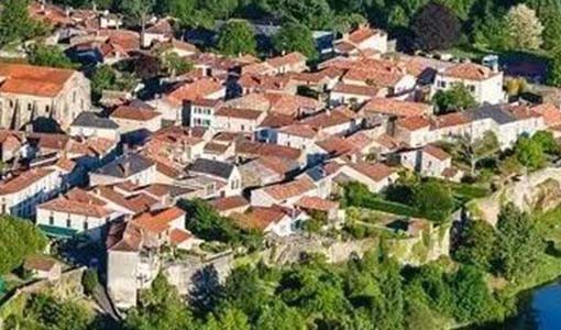 甘南回乡建别墅为什么一定要选专业乡墅公司